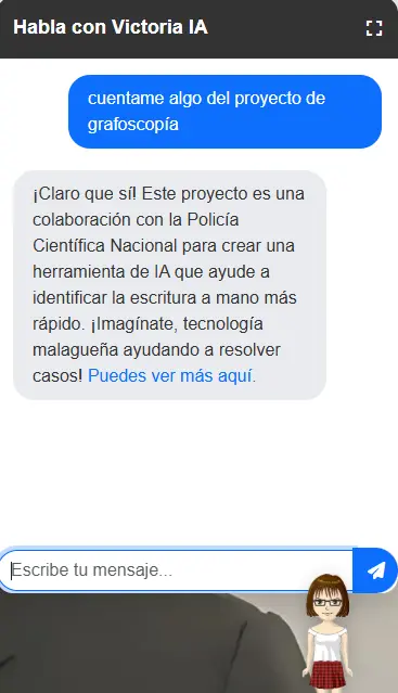 Victoria respondiendo sobre el proyecto de Análisis Grafoscópico